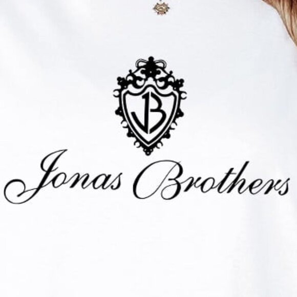 Jonas Brothers Tour Shirt, Greetings From Your Hometown Tour, JB Tour 2025 79 - Picture 2 of 7
